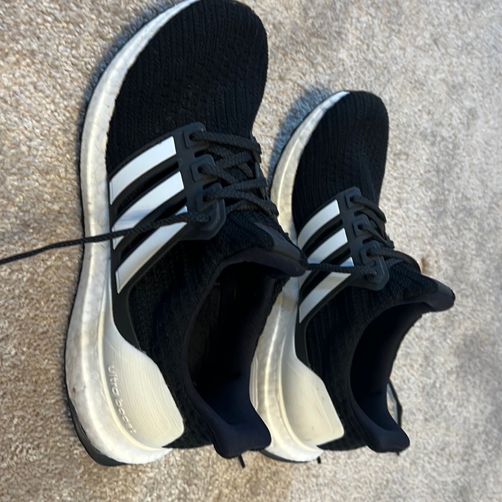 Men’s Adidas Boost sneakers